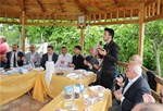 Gençlik ve Spor Bakanı Akif Çağatay Kılıç, Samsun Terme ilçesinde hemşehrileri ile sohbet etti.