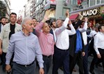 Gençlik ve Spor Bakanı Akif Çağatay Kılıç, Samsun'da düzenlenen Gençlik Yürüyüşü'ne katıldı.