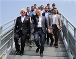Gençlik ve Spor Bakanı Akif Çağatay Kılıç, Samsun'un Dereköy Mahallesi'nde hemşehrileri ile bir araya geldi.