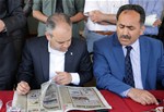 Gençlik ve Spor Bakanı Akif Çağatay Kılıç, Samsun'un Dereköy Mahallesi'nde hemşehrileri ile bir araya geldi.