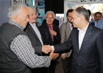 Gençlik ve Spor Bakanı Akif Çağatay Kılıç, Samsun Ondokuzmayıs Seçim Kordinasyon Merkezi Bürosu'nu ziyaret etti.