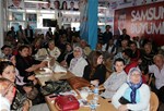 Gençlik ve Spor Bakanı Akif Çağatay Kılıç, Samsun Ondokuzmayıs Seçim Kordinasyon Merkezi Bürosu'nu ziyaret etti.