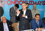 Gençlik ve Spor Bakanı Akif Çağatay Kılıç, Samsun Ondokuzmayıs Seçim Kordinasyon Merkezi Bürosu'nu ziyaret etti.