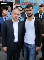 Gençlik ve Spor Bakanı Akif Çağatay Kılıç, Samsun Ondokuzmayıs Seçim Kordinasyon Merkezi Bürosu'nu ziyaret etti.