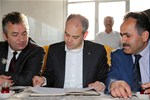 Gençlik ve Spor Bakanı Akif Çağatay Kılıç, Samsun'un Karaköy Mahallesi'ni ziyaret etti.