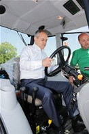 Gençlik ve Spor Bakanı Akif Çağatay Kılıç, Arslançayır Yaylası'nda bu yıl 96.sı düzenlenen Atatürk'ü Anma ve Termal Turizm Festivali'ne katıldı.
