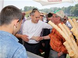 Gençlik ve Spor Bakanı Akif Çağatay Kılıç, Arslançayır Yaylası'nda bu yıl 96.sı düzenlenen Atatürk'ü Anma ve Termal Turizm Festivali'ne katıldı.