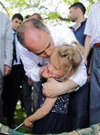 Gençlik ve Spor Bakanı Akif Çağatay Kılıç, Arslançayır Yaylası'nda bu yıl 96.sı düzenlenen Atatürk'ü Anma ve Termal Turizm Festivali'ne katıldı.
