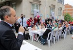 Gençlik ve Spor Bakanı Akif Çağatay Kılıç, Samsun'un Tekkeköy ilçesi Kurtuluş Mahallesi'ni ziyaret etti.