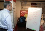 Gençlik ve Spor Bakanı Akif Çağatay Kılıç, Samsun Tekkeköy esnafını ziyaret etti.