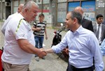 Gençlik ve Spor Bakanı Akif Çağatay Kılıç, Samsun Tekkeköy esnafını ziyaret etti.