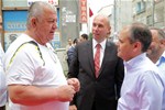 Gençlik ve Spor Bakanı Akif Çağatay Kılıç, Samsun Tekkeköy esnafını ziyaret etti.