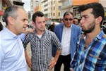Gençlik ve Spor Bakanı Akif Çağatay Kılıç, Samsun Tekkeköy esnafını ziyaret etti.