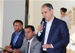 Gençlik ve Spor Bakanı Akif Çağatay Kılıç, Samsun'un Vezirköprü İlçesi'nde sivil toplum kuruluşları temsilcileri ile kahvaltı programında bir araya geldi.