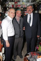 Gençlik ve Spor Bakanı Akif Çağatay Kılıç, Samsun'un Vezirköprü İlçesi esnafını ziyaret etti.