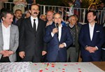 Gençlik ve Spor Bakanı Akif Çağatay Kılıç, Samsun'un Badırlı Mahallesi'nde hemşehrileri ile bir araya geldi.