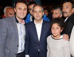 Gençlik ve Spor Bakanı Akif Çağatay Kılıç, Samsun'un Badırlı Mahallesi'nde hemşehrileri ile bir araya geldi.