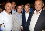 Gençlik ve Spor Bakanı Akif Çağatay Kılıç, Samsun'un Badırlı Mahallesi'nde hemşehrileri ile bir araya geldi.