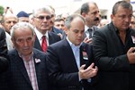 Gençlik ve Spor Bakanı Akif Çağatay Kılıç, Şehit Uzman Çavuş Musa Bayrak 'ın cenaze törenine katıldı.