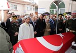 Gençlik ve Spor Bakanı Akif Çağatay Kılıç, Şehit Uzman Çavuş Musa Bayrak 'ın cenaze törenine katıldı.