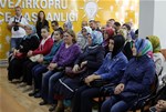 Gençlik ve Spor Bakanı Akif Çağatay Kılıç, Ak Parti Vezirköprü İlçe Başkanlığı'nı ziyaret etti.