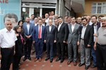 Gençlik ve Spor Bakanı Akif Çağatay Kılıç, Ak Parti Kavak İlçe Başkanlığı'nı ziyaret etti.