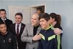 Gençlik ve Spor Bakanı Akif Çağatay Kılıç, Kırıkkale Gençlik Merkezi'ni ziyaret etti.