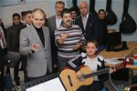 Gençlik ve Spor Bakanı Akif Çağatay Kılıç, Kırıkkale Gençlik Merkezi'ni ziyaret etti.