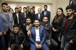 Gençlik ve Spor Bakanı Akif Çağatay Kılıç, AK Parti Mardin İl Başkanlığı binasını ziyaret etti.
