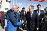 Başbakan Ahmet Davutoğlu, Gençlik ve Spor Bakanı Akif Çağatay Kılıç ile Bingöl’deki Haserek Kayak Merkezi’nin açılışını yaptı.