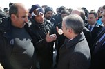 Başbakan Ahmet Davutoğlu, Gençlik ve Spor Bakanı Akif Çağatay Kılıç ile Bingöl’deki Haserek Kayak Merkezi’nin açılışını yaptı.