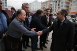 Bakan Çağatay Kılıç, yangın hadisesi yaşayan Samsun Medical Park Hastanesi'ni ziyaret etti.