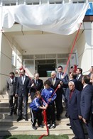 Gençlik ve Spor Bakanı Akif Çağatay Kılıç, dedesi merhum İlyas Kılıç’ın adının verildiği İlkokulun açılışını gerçekleştirdi.