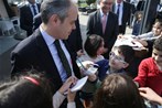 Bakan Çağatay Kılıç, İstiklal İlköğretim Okulu öğrencileri ile sohbet etti.