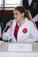 Bakan Akif Çağatay Kılıç,  Şampiyonlar Onur Konuğumuz programının ilkinde Olimpiyat-Paralimpik Madalyalı Dünya ve Avrupa Şampiyonu sporcularla bir araya geldi.