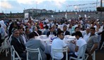 Gençlik ve Spor Bakanı Akif Çağatay Kılıç, Başakşehir'de düzenlenen iftar yemeğine katıdı.